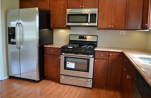 3rd image of 708 Ellis Pkwy
