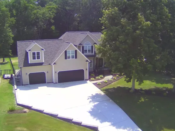 159 Fox Pen Dr, Raleigh, NC 27603