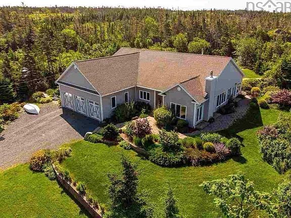 2nd image of 462 Bald Rock Rd
