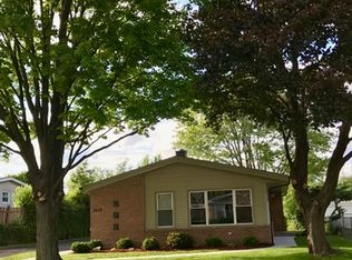 2638 Fontana Dr, Glenview, IL