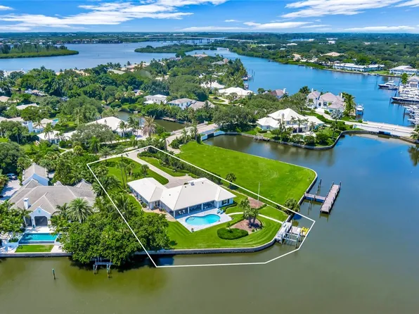 518 River Dr, Vero Beach, FL 32963