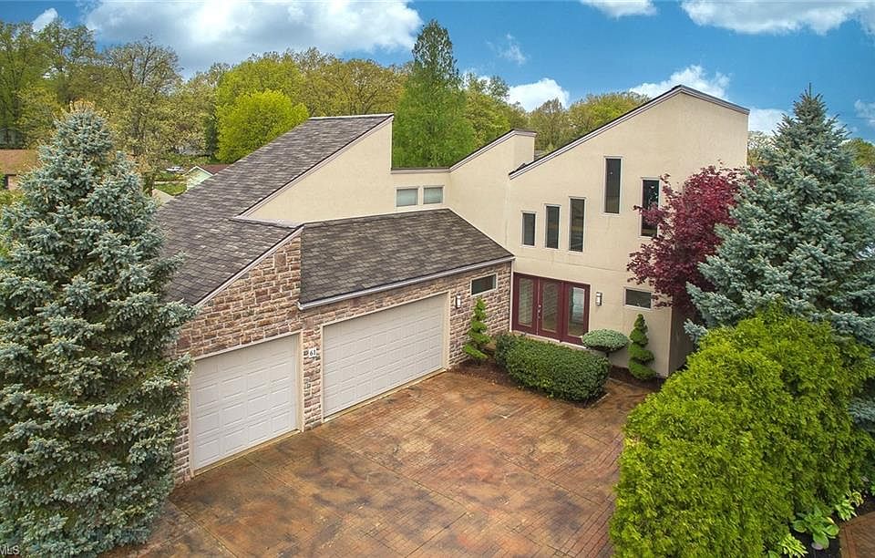 1st image of 61 Ibis Dr
