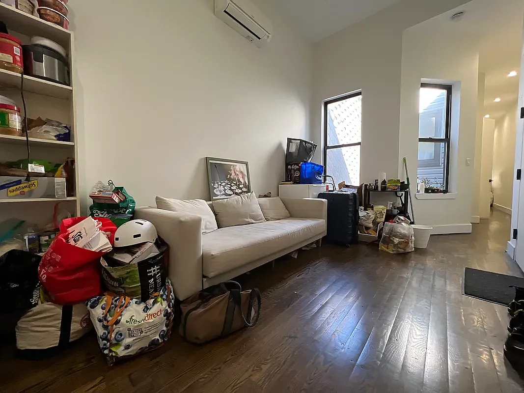 413 Seneca Avenue — Photo 1