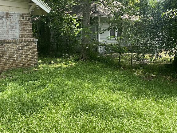 2nd image of 5837 CHRISTOBEL Avenue