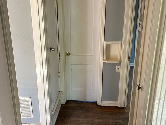 4th image of 8003 Rayville Dr