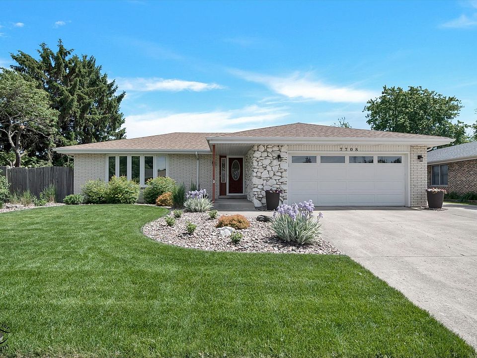 1st image of 7708 Palm Dr