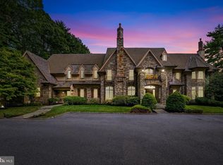 909 Waverly Rd, Bryn Mawr, PA 19010