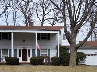 60 Mandon Dr, Wayne, NJ 07470