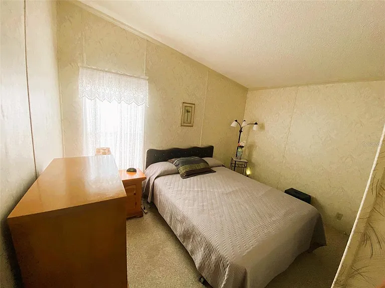 38210 Williams Aire St — Photo 20