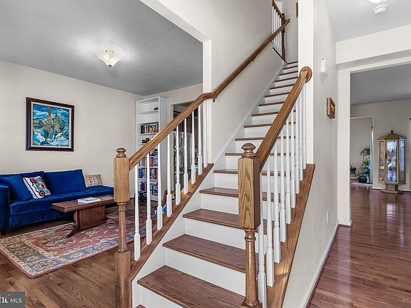 4th image of 3391 Venturi Ln