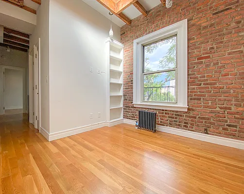 Rented by (Legacy) NY Quality Living Uptown | media 17