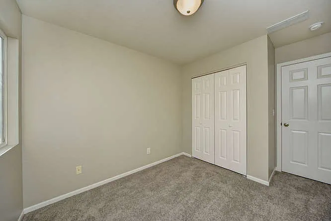 3380 Saratoga St #F — Photo 17