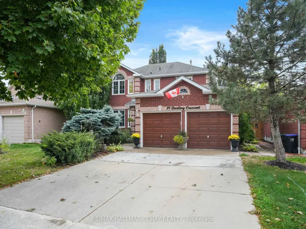 19 Darling Cres, New Tecumseth, ON L9R 1P7