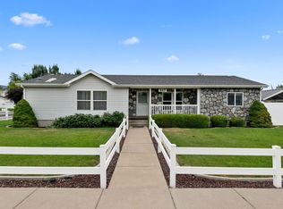 957 W 1400 S, Woods Cross, UT 84087