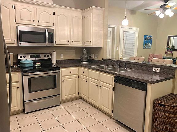 2nd image of 345 Garden View Dr