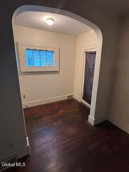 5th image of 117 Henry Street