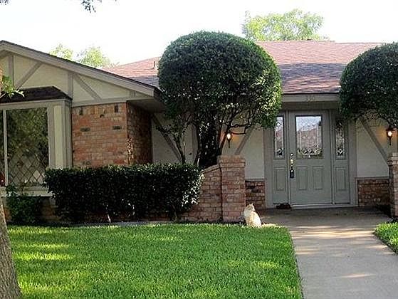 1st image of 330 Mantlebrook Dr
