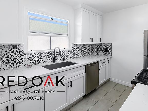 2nd image of 2247 Merton Ave #5