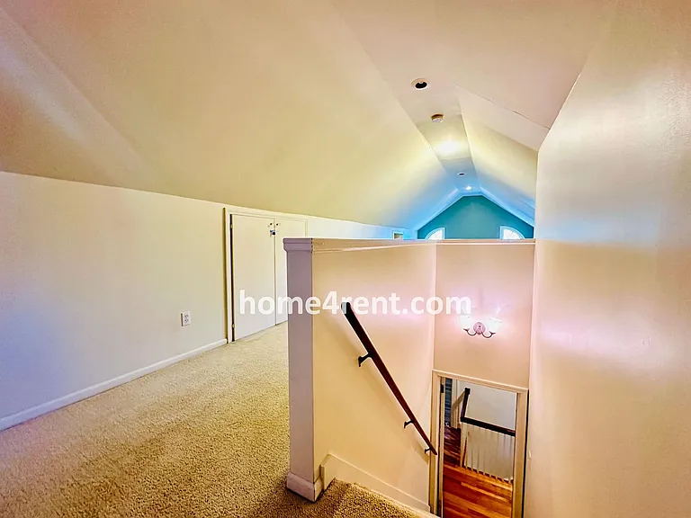 211 W 66th St — Photo 35