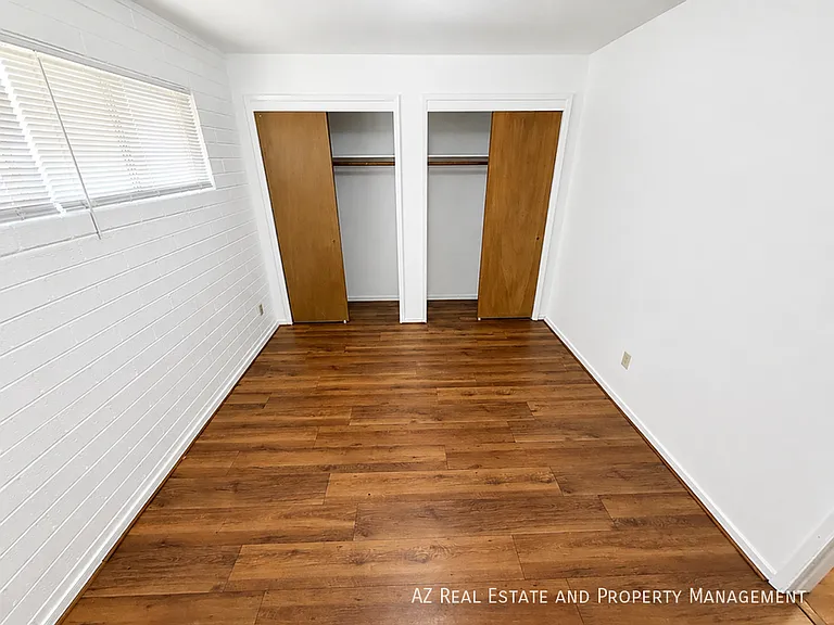 420 W Clark St #A — Photo 25
