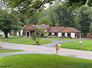 5263 Cambrian Rd, Toledo, OH 43623