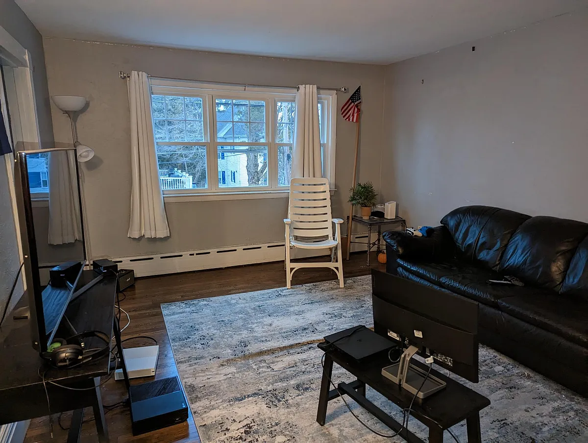 Building Photo - 17 Harding Ave #2