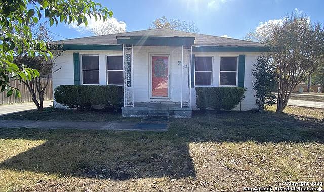 1st image of 214 W Wright Blvd