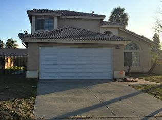 1050 Peacock Dr, San Jacinto, CA 92583