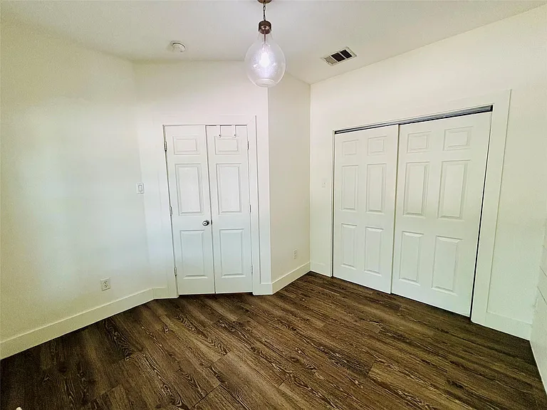 100 Crockett Rd — Photo 15
