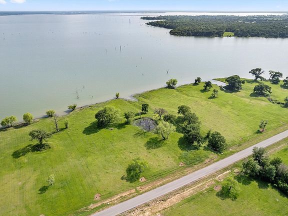 5th image of 18 Triangle Shores Dr