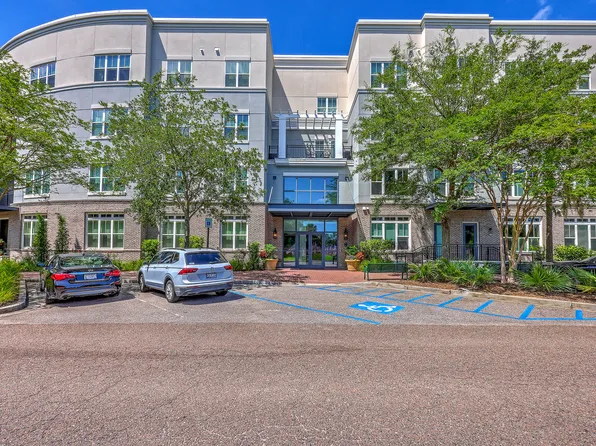 200 River Landing Dr Unit 307B, Daniel Island, SC 29492