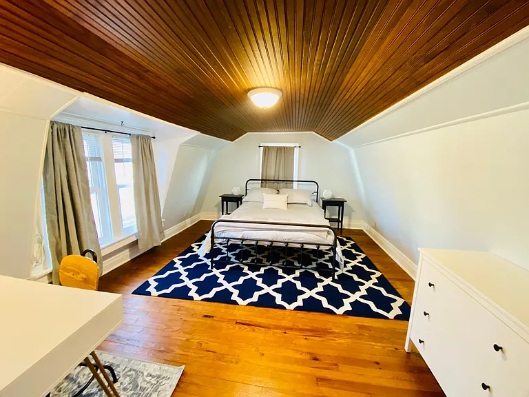 42 Case Ave — Photo 6