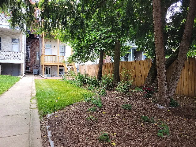 2742 Saint Paul St #C — Photo 11