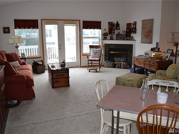 4th image of 231 Parkway Dr