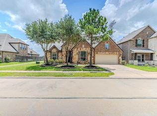 9319 Taylor Cliff Ln, Cypress, TX 77433
