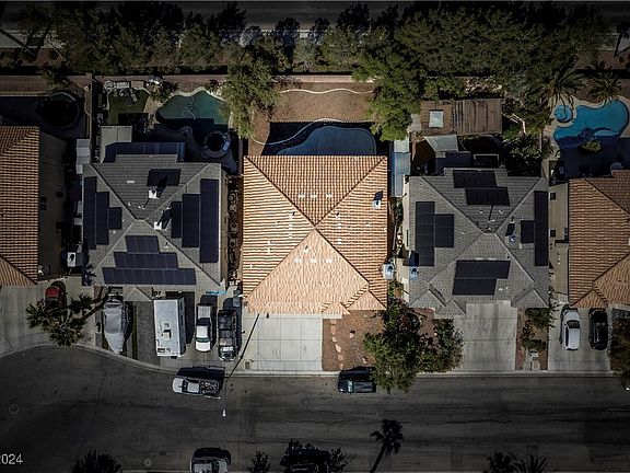 2nd image of 6764 Coronado Crest Ave