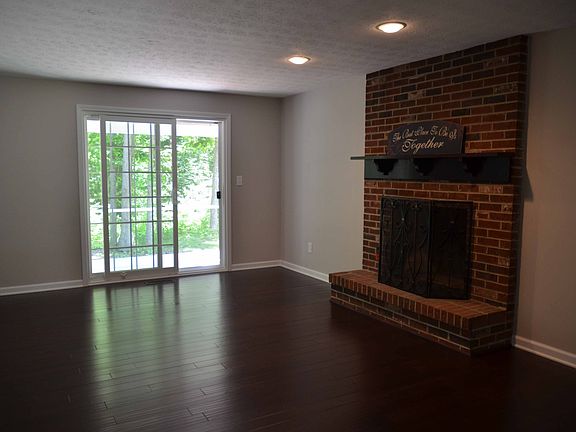 2nd image of 5917 Ogilby Dr