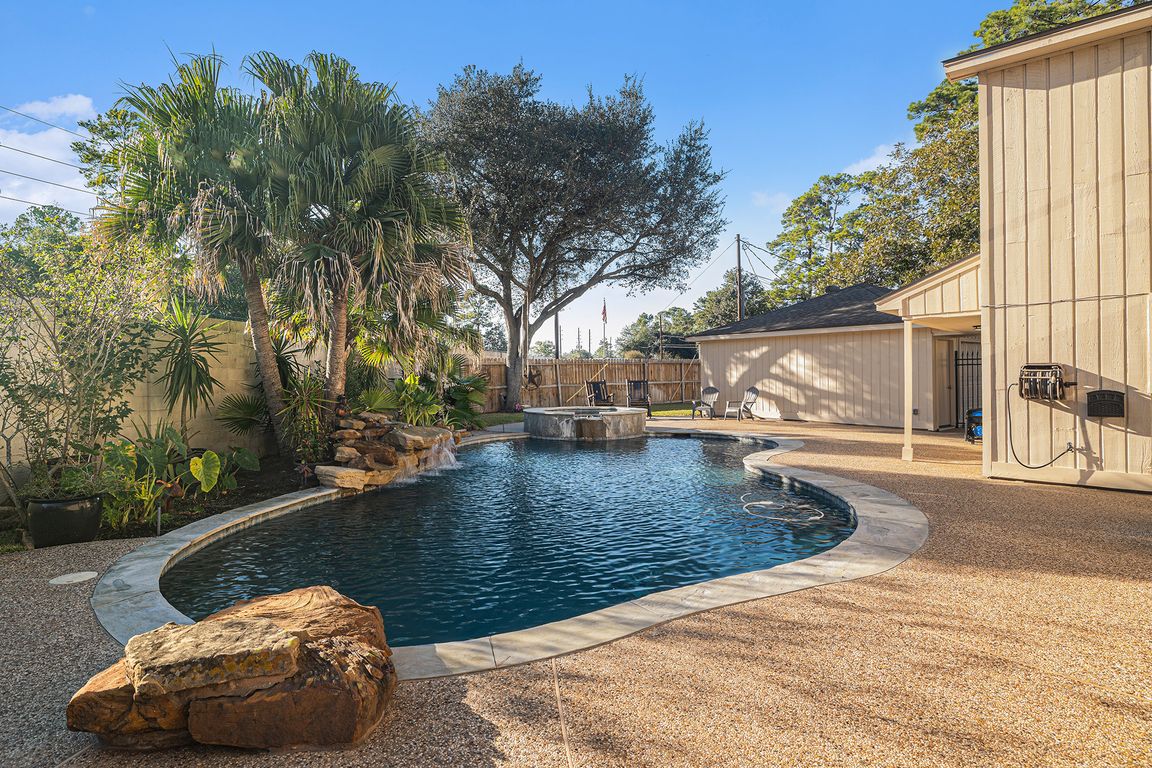 next background image