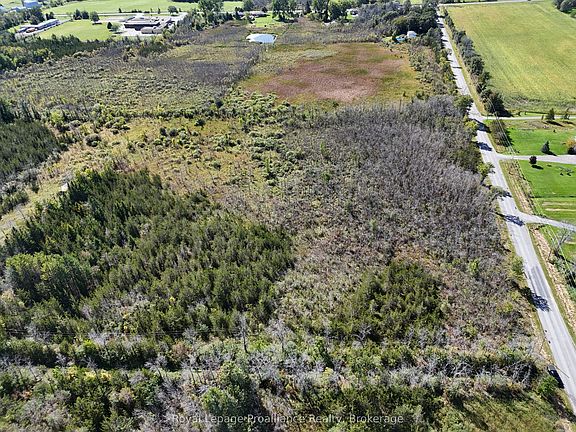 3rd image of 544 Lazier Rd