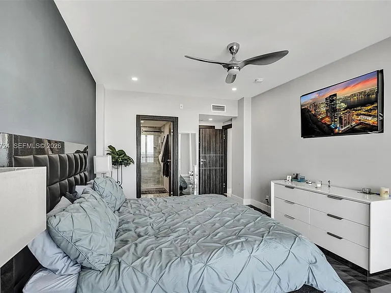 3031 N Ocean Blvd #1906 — Photo 10