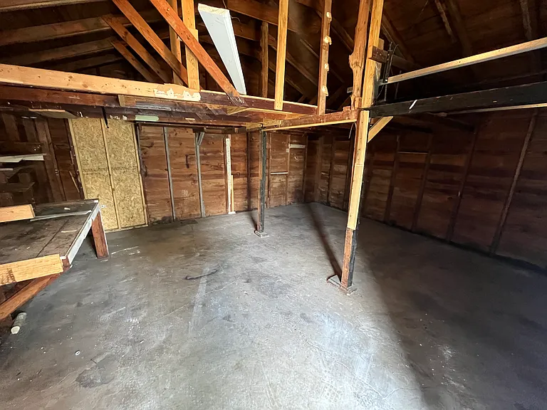 2546 Searcy Dr — Photo 7