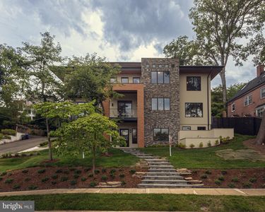 1038 26th St S, Arlington, VA, 22202