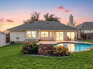707 Thrush Dr, Leander, TX 78641