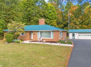 6073 Wickham Rd, Sycamore, OH 44882