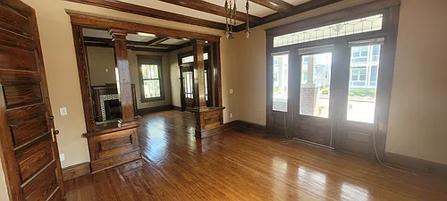 2106 Bailey Ave Photo 1