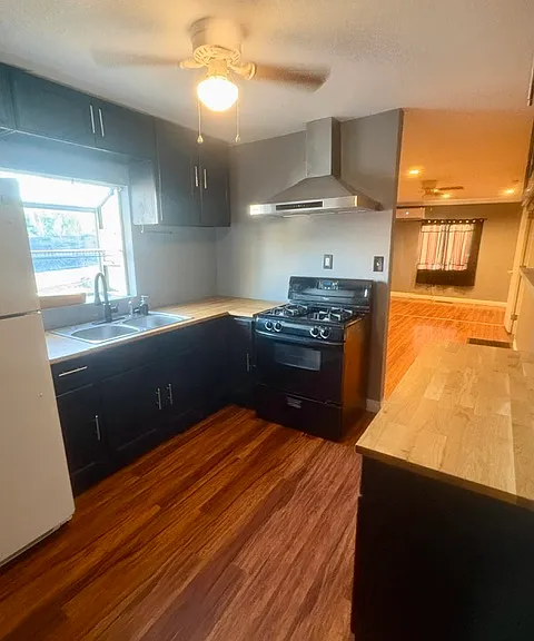 814 Fresno St — Photo 4
