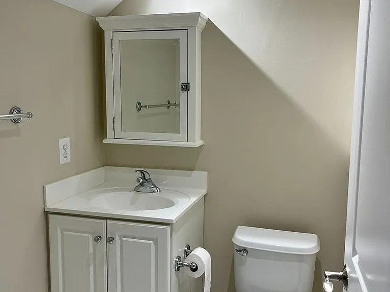 711 Carpenter Rd — Photo 27