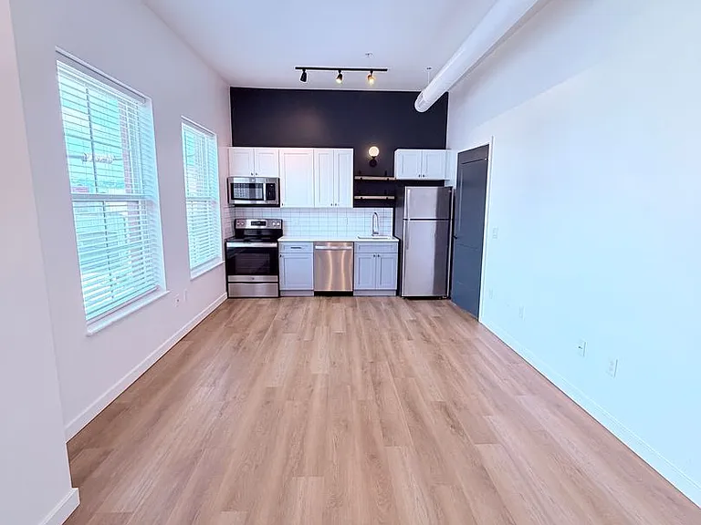 308 Miltenberger Street — Photo 33