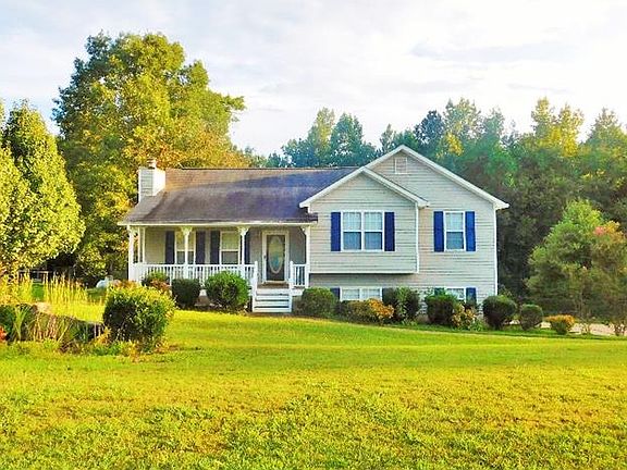 5th image of 548 Bethany Woods Dr
