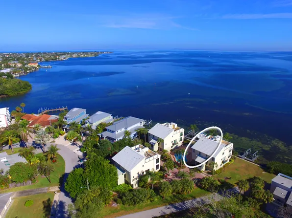 244 S Harbor Dr APT 3, Holmes Beach, FL 34217